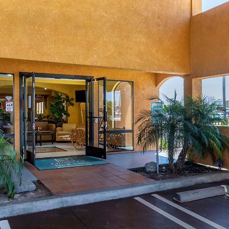 Quality Inn & Suites Westminster Seal Beach Εξωτερικό φωτογραφία