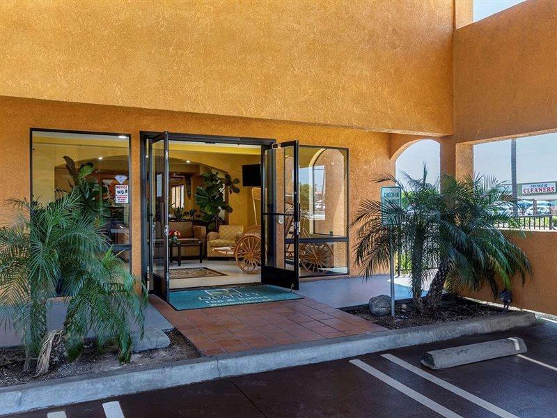 Quality Inn & Suites Westminster Seal Beach Εξωτερικό φωτογραφία