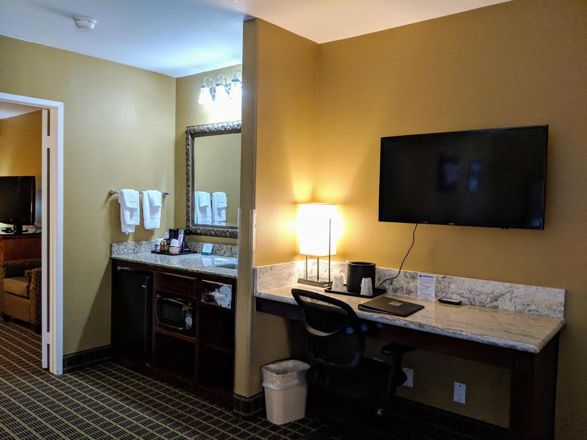 Quality Inn & Suites Westminster Seal Beach Εξωτερικό φωτογραφία