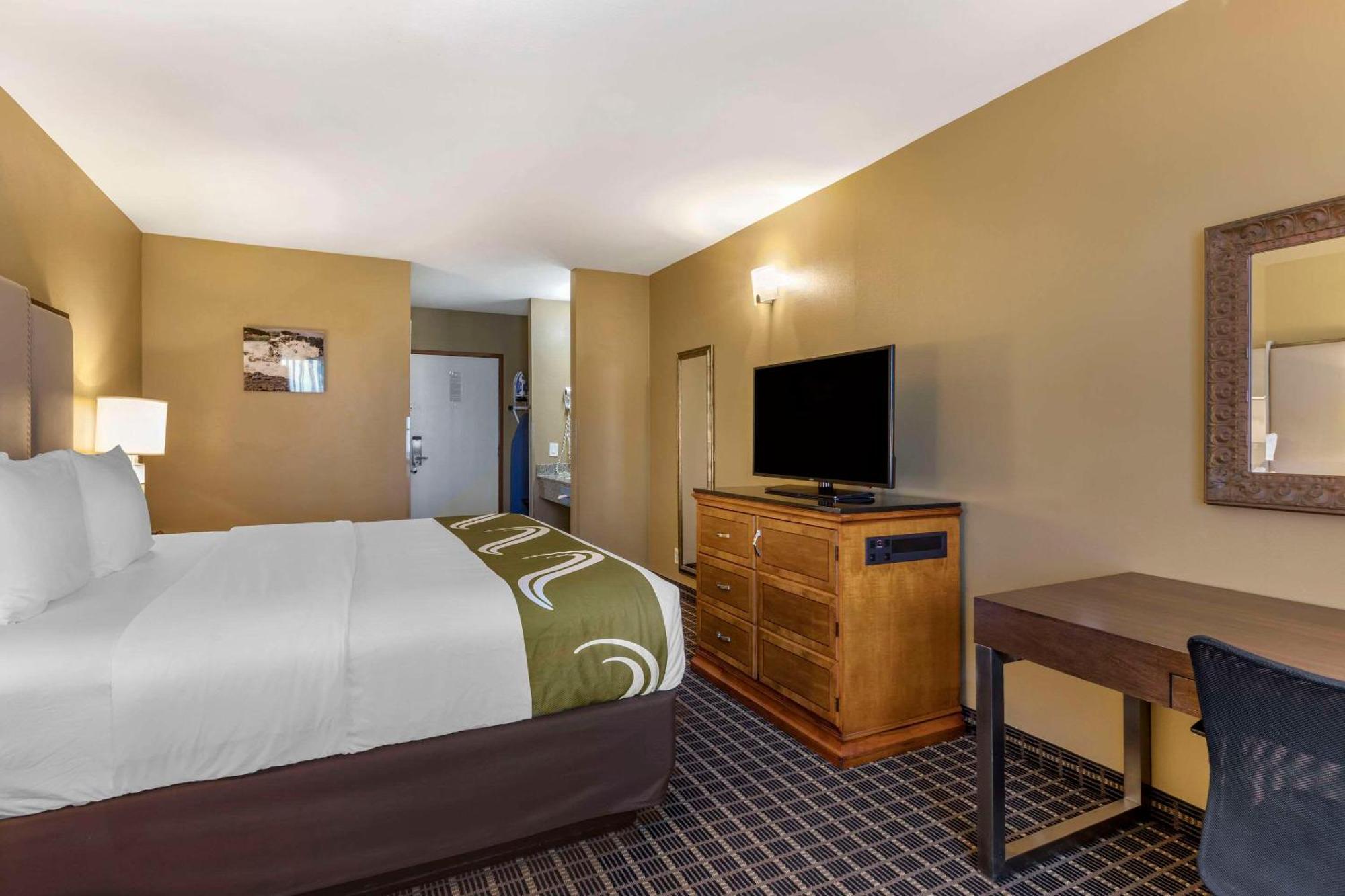 Quality Inn & Suites Westminster Seal Beach Εξωτερικό φωτογραφία