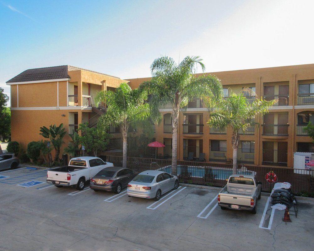 Quality Inn & Suites Westminster Seal Beach Εξωτερικό φωτογραφία