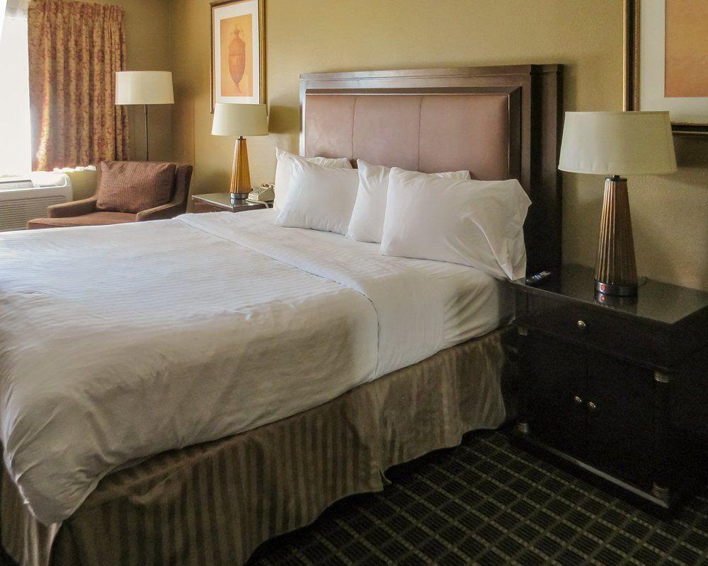 Quality Inn & Suites Westminster Seal Beach Εξωτερικό φωτογραφία